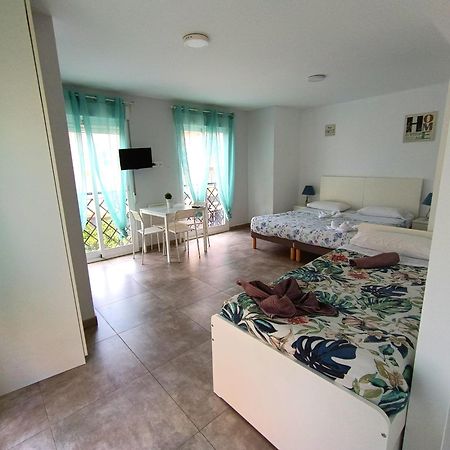 Terrazas De Capuchinos Apartamentos มาลากา ภายนอก รูปภาพ